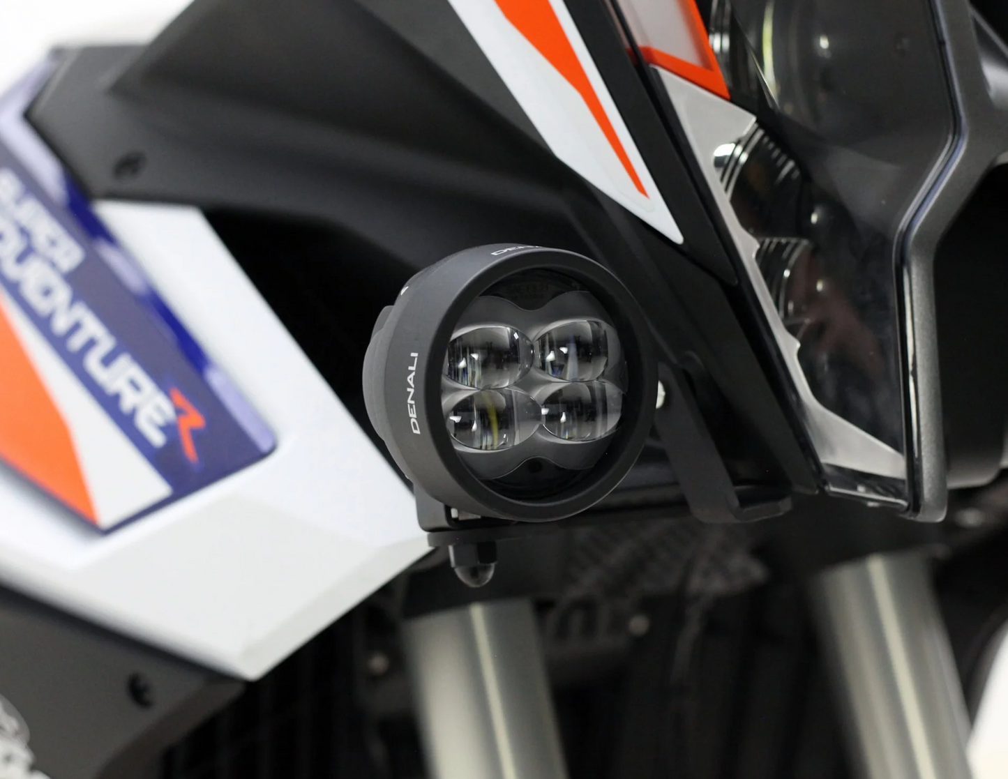 Soporte de luz de conducción superior KTM 1290 Adventure '21