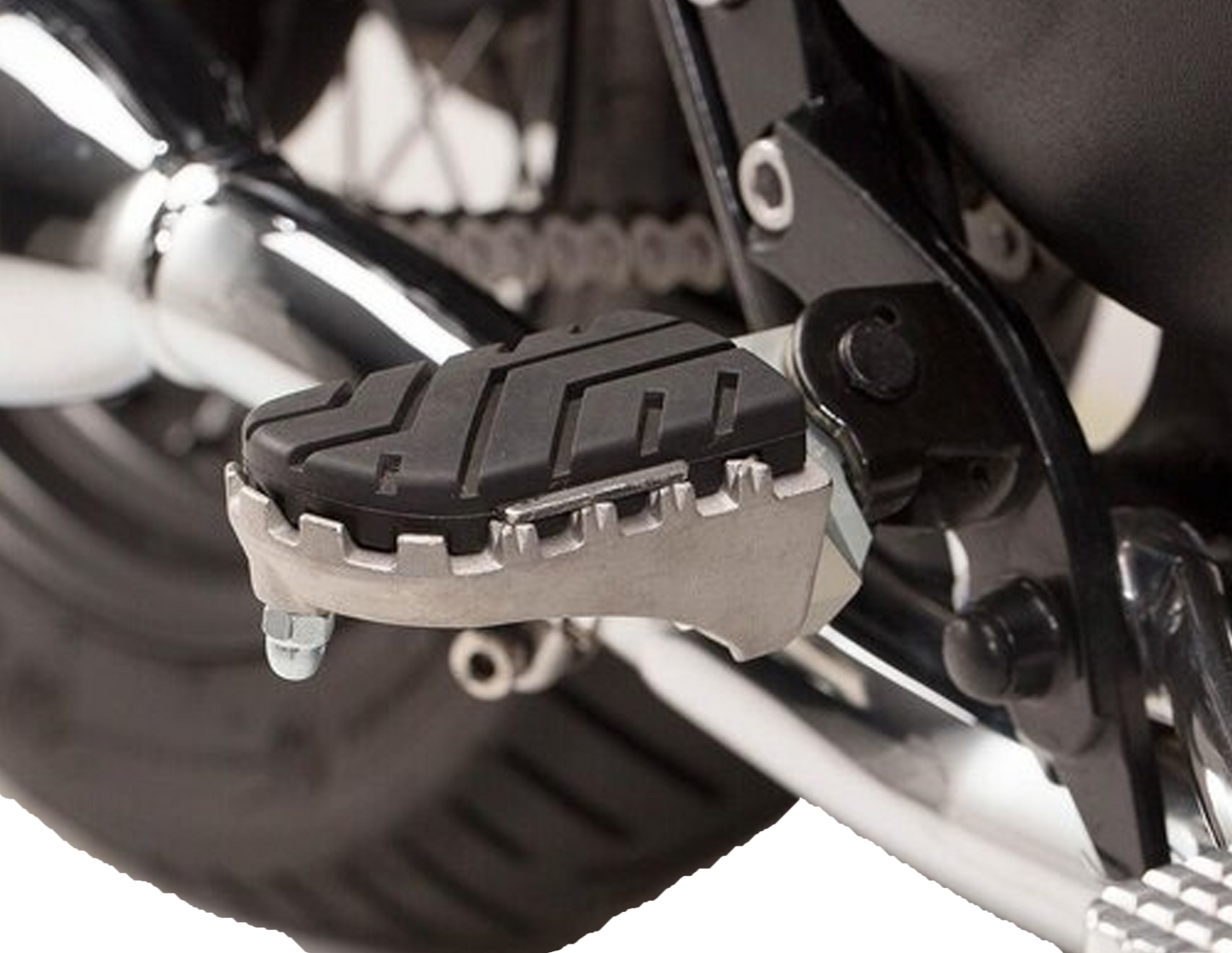 Kit reposapiés ION. Triumph Bonneville/T100 (04-16), Scrambler (05-).