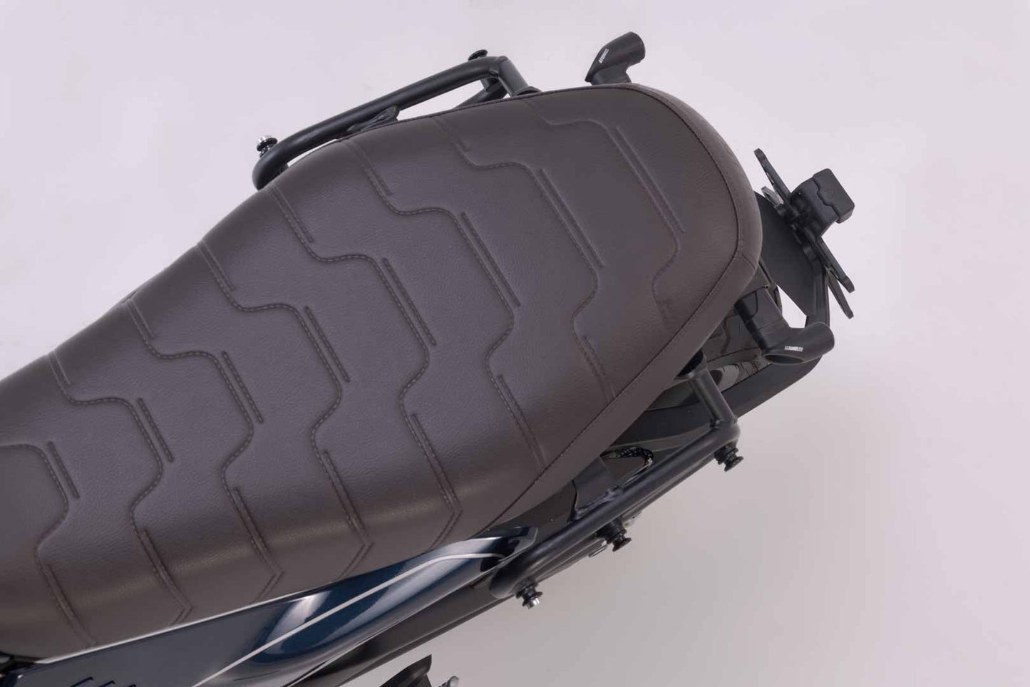 SW-MOTECH SLC soporte lateral izquierdo Modelos Ducati Scrambler (23-).