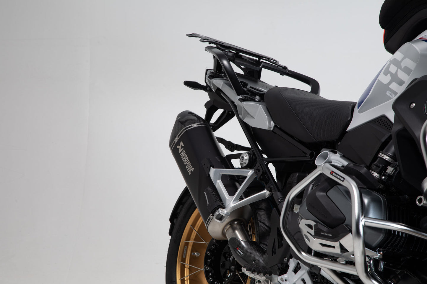SW-MOTECH Soporte lateral PRO Negro. BMW R1200GS (12-18) R1250GS (18-).