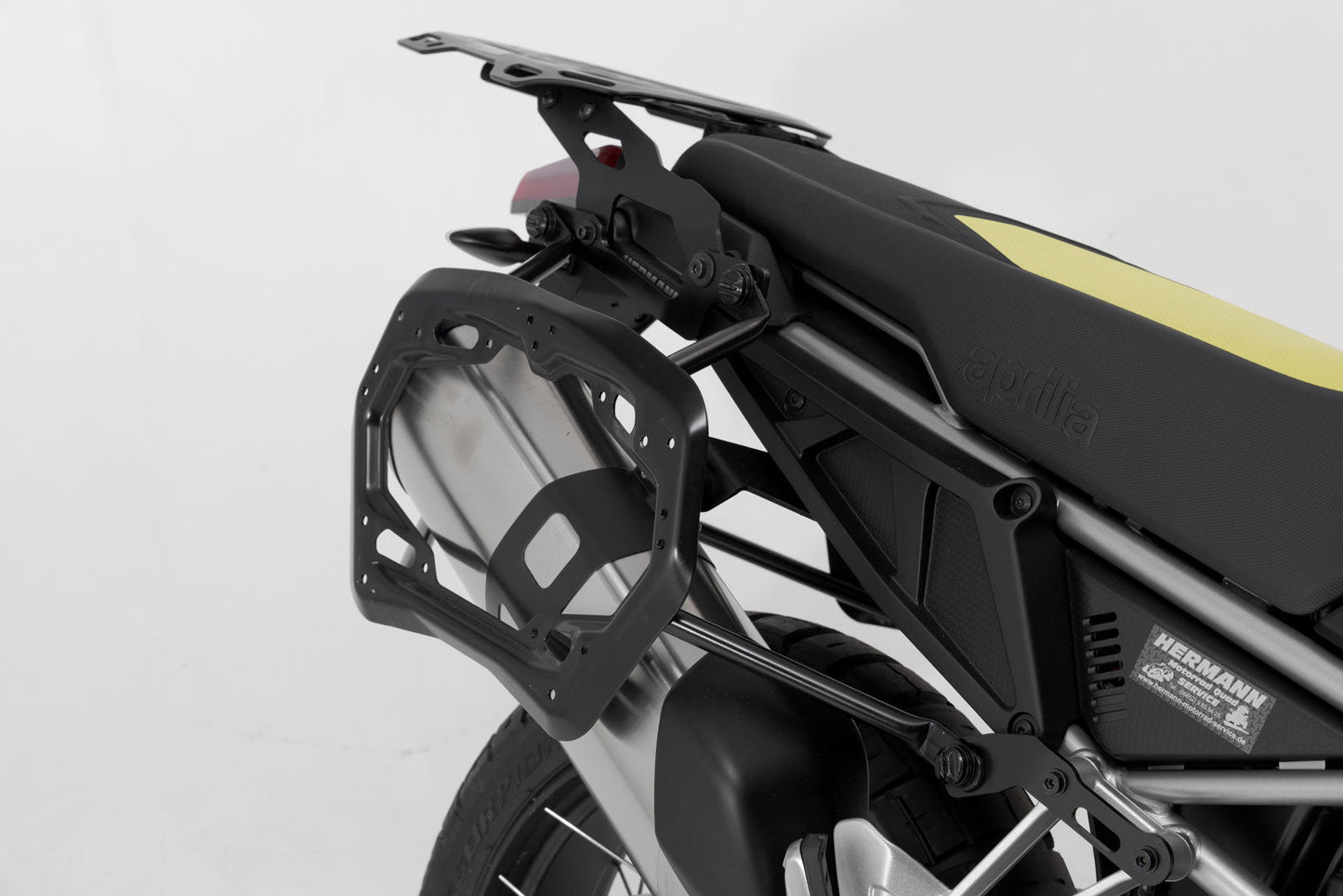 SW-MOTECH Soporte lateral PRO Negro. Aprilia Tuareg 660 (21-) / Rally (24-).