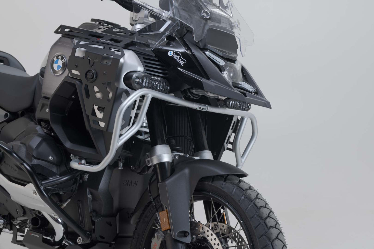 SW-MOTECH Protecciones superiores de motor Acero inoxidable. R 1300 GS Adv (24-). OEM SBL.
