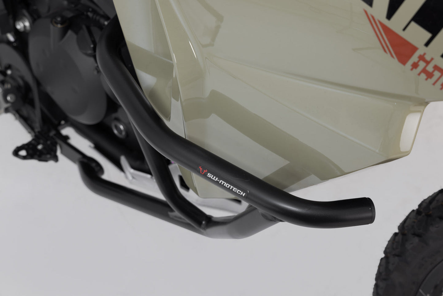 SW-MOTECH Protecciones laterales de motor Negro. Kawasaki KLR 650 (22-).