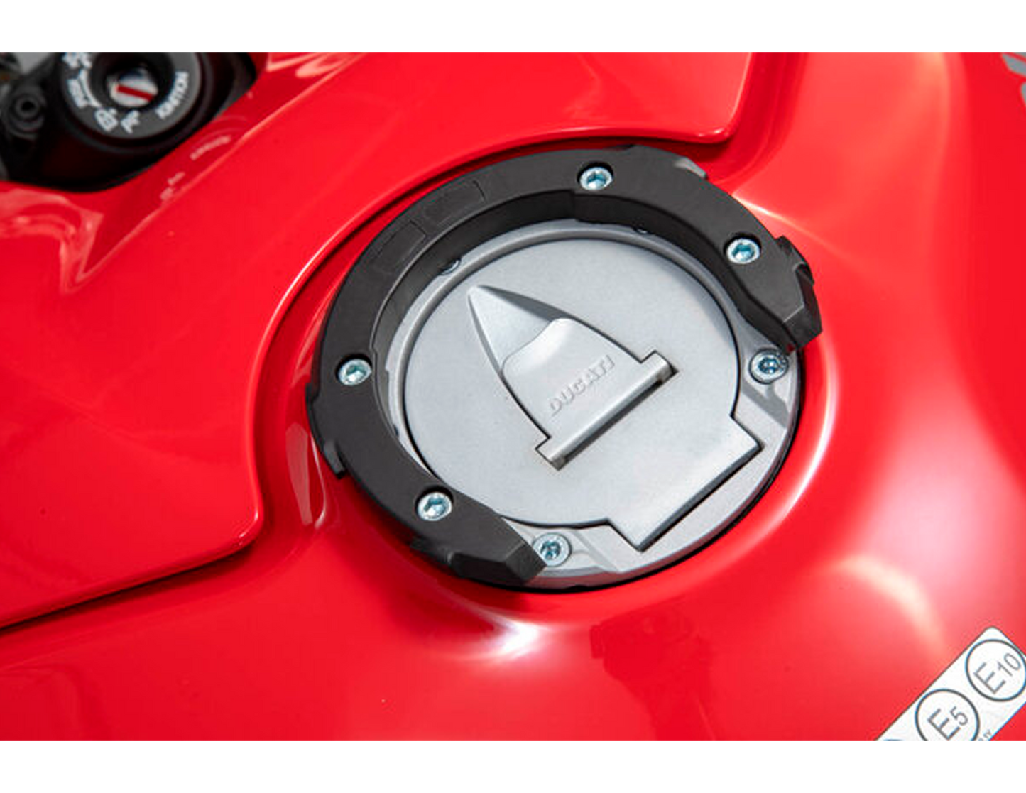 Anillo de depósito EVO Negro. Depósito sin tornillos.