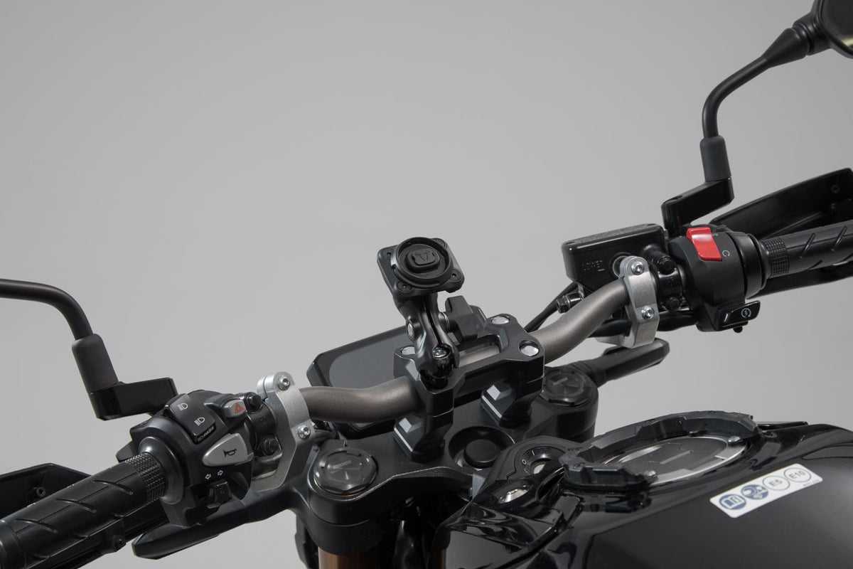 Kit de fijación universal GPS con Navi Case Incl. brazo 2". Para manillar/fijación espejo