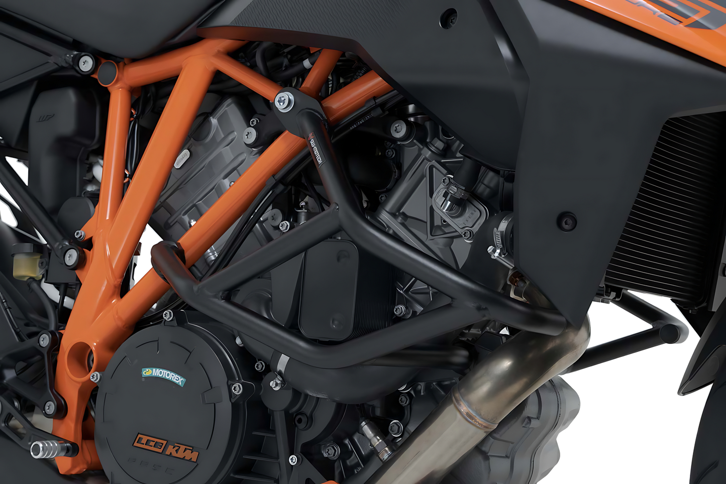 Protecciones laterales de motor Negro. KTM 1290 Super Duke R / GT.
