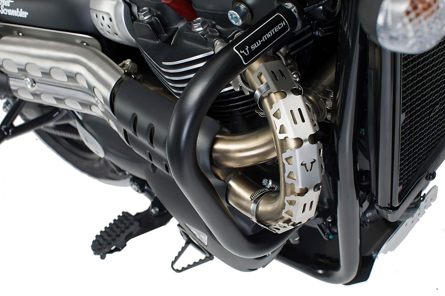 Protecciones laterales de motor Negro. Street Scrambler,Bonneville Bobber/Speedm.