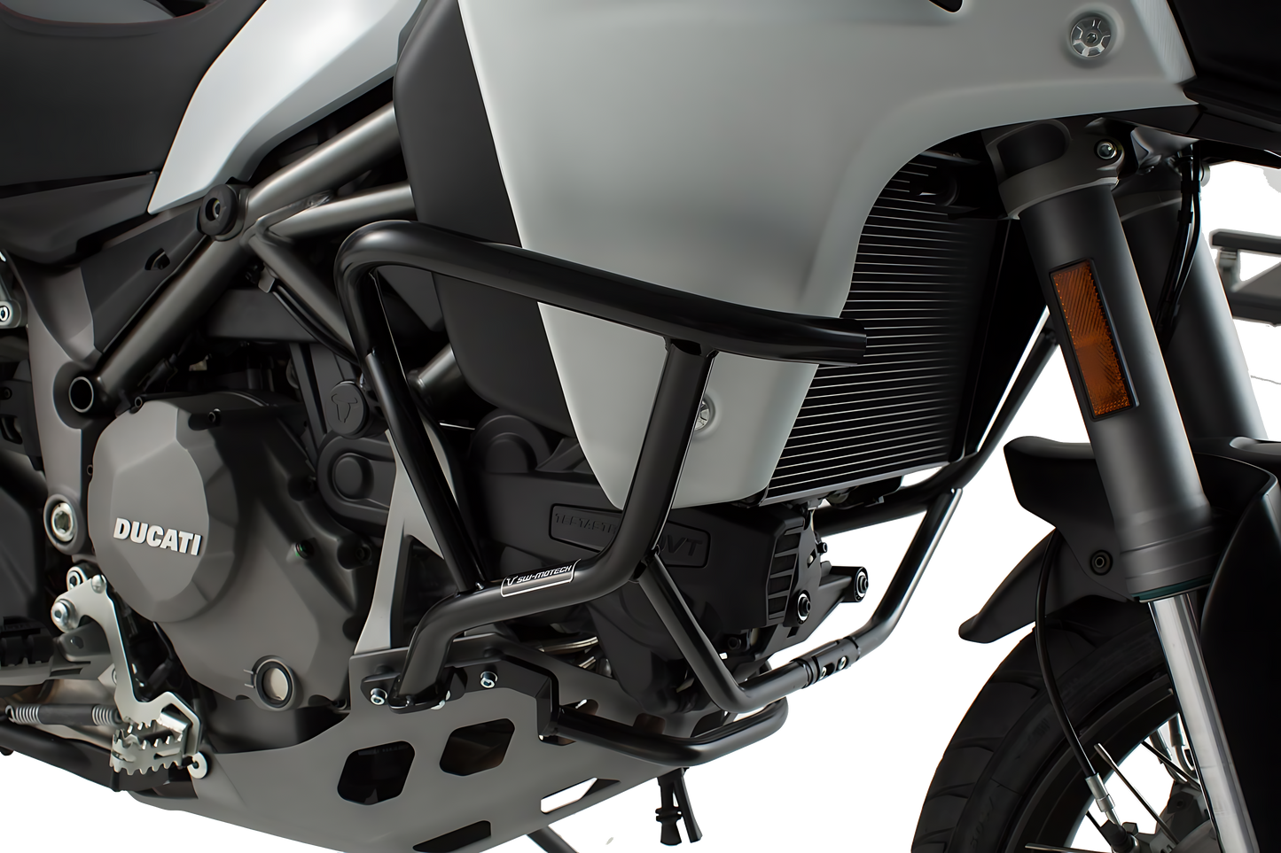 Protecciones laterales de motor Negro. Multistrada 1200/1260 Enduro (16-).