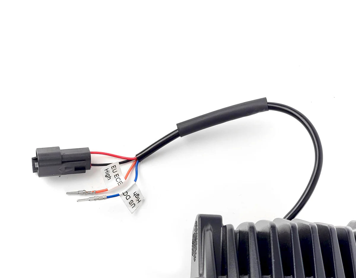 Faros LED para motocicleta D14 Destroyer - Ajuste universal redondo de 6.75"