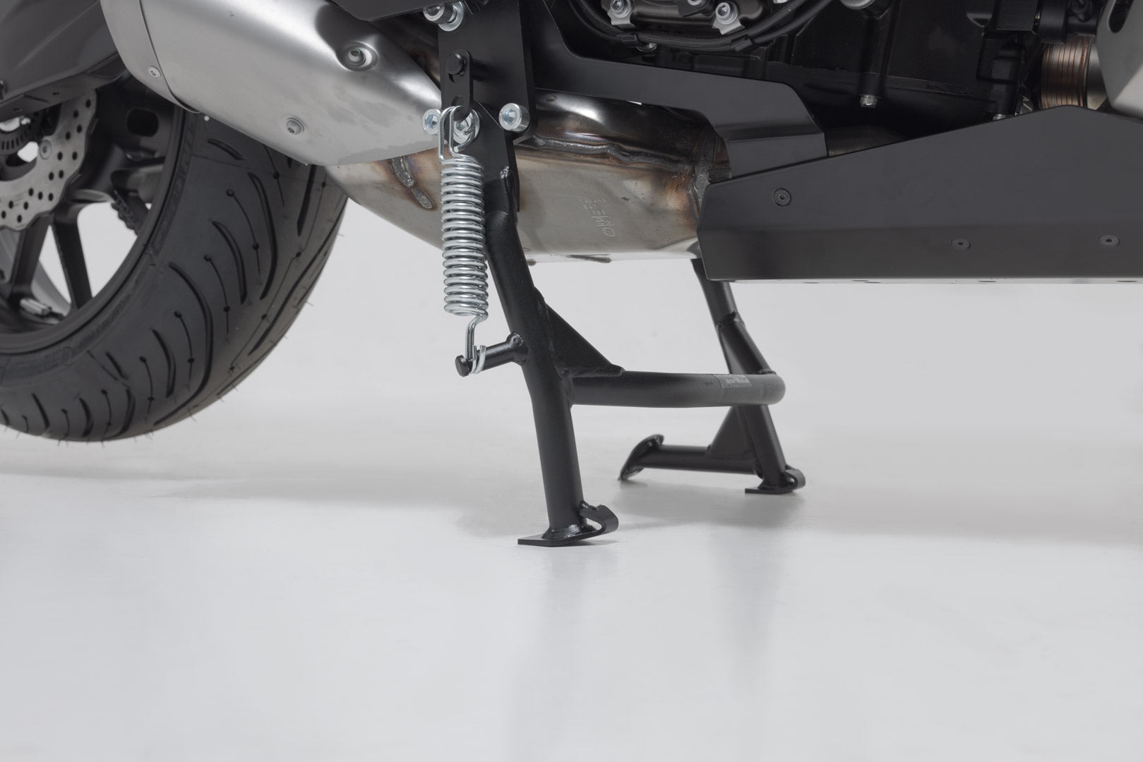 SW-MOTECH Caballete central Negro. Modelos Yamaha MT-07/Tracer/MotoCage.