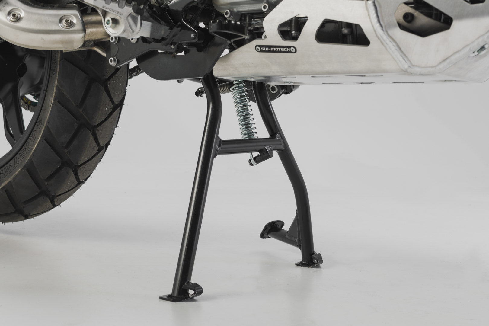SW-MOTECH Caballete central Negro. BMW G 310 GS (17-20).