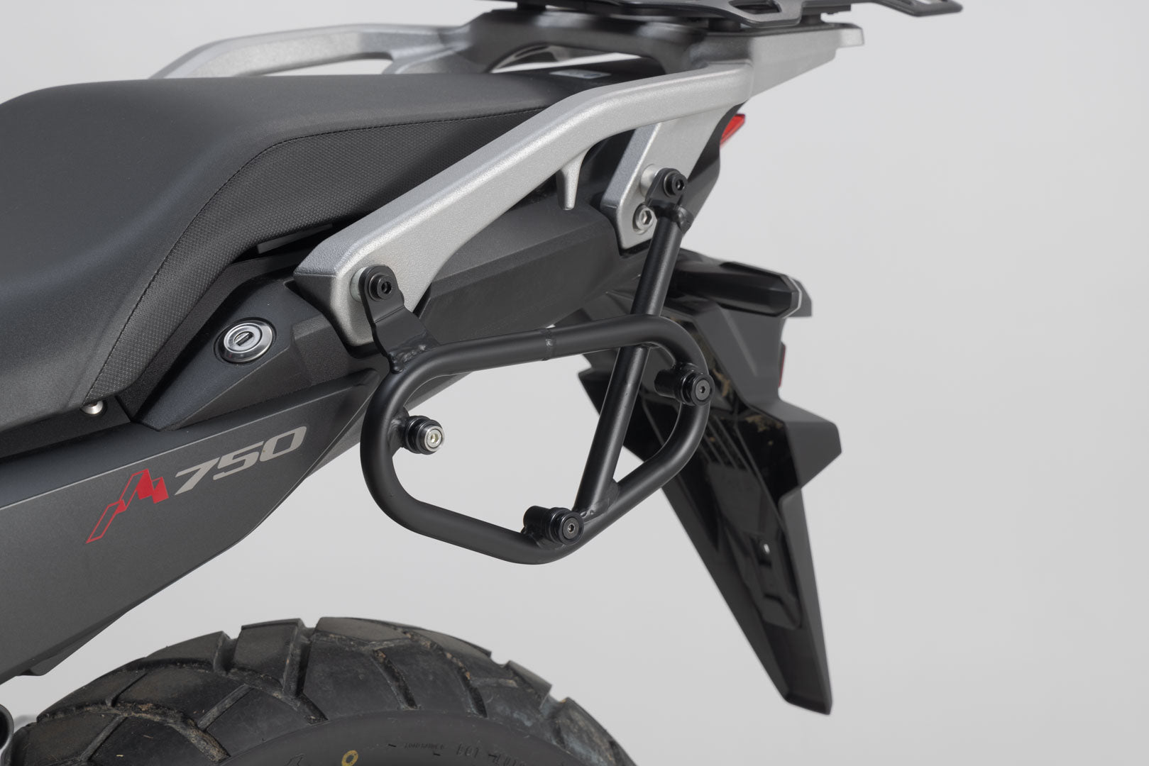SW-MOTECH SLC soporte lateral izquierdo Honda XL750 Transalp (22-).