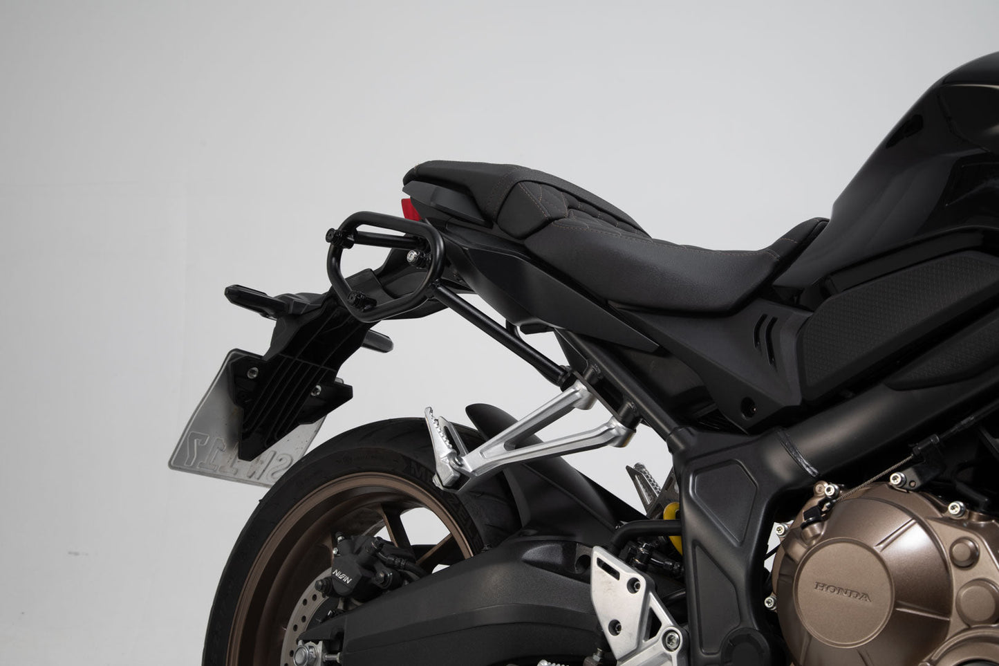 SW-MOTECH Soporte lateral derecho SLC Honda CBR650R (18-20) / CB650R (18-20).