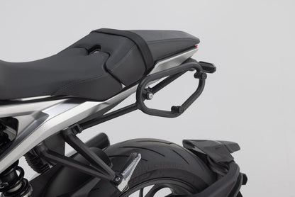 SW-MOTECH Soporte lateral izquierdo SLC Honda CB1000R (21-).