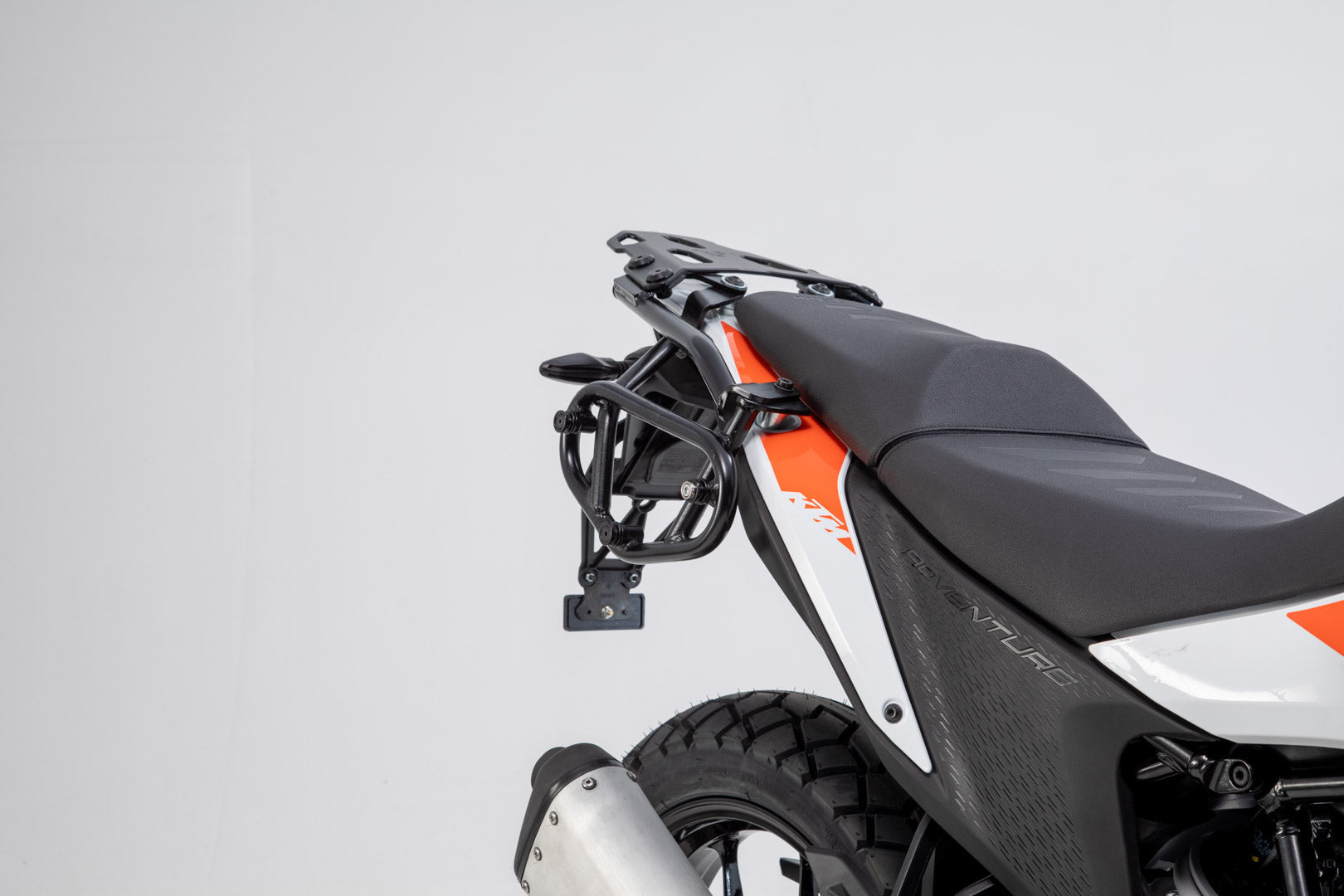 SW-MOTECH Soporte lateral derecho SLC KTM 390 Adventure (19-).