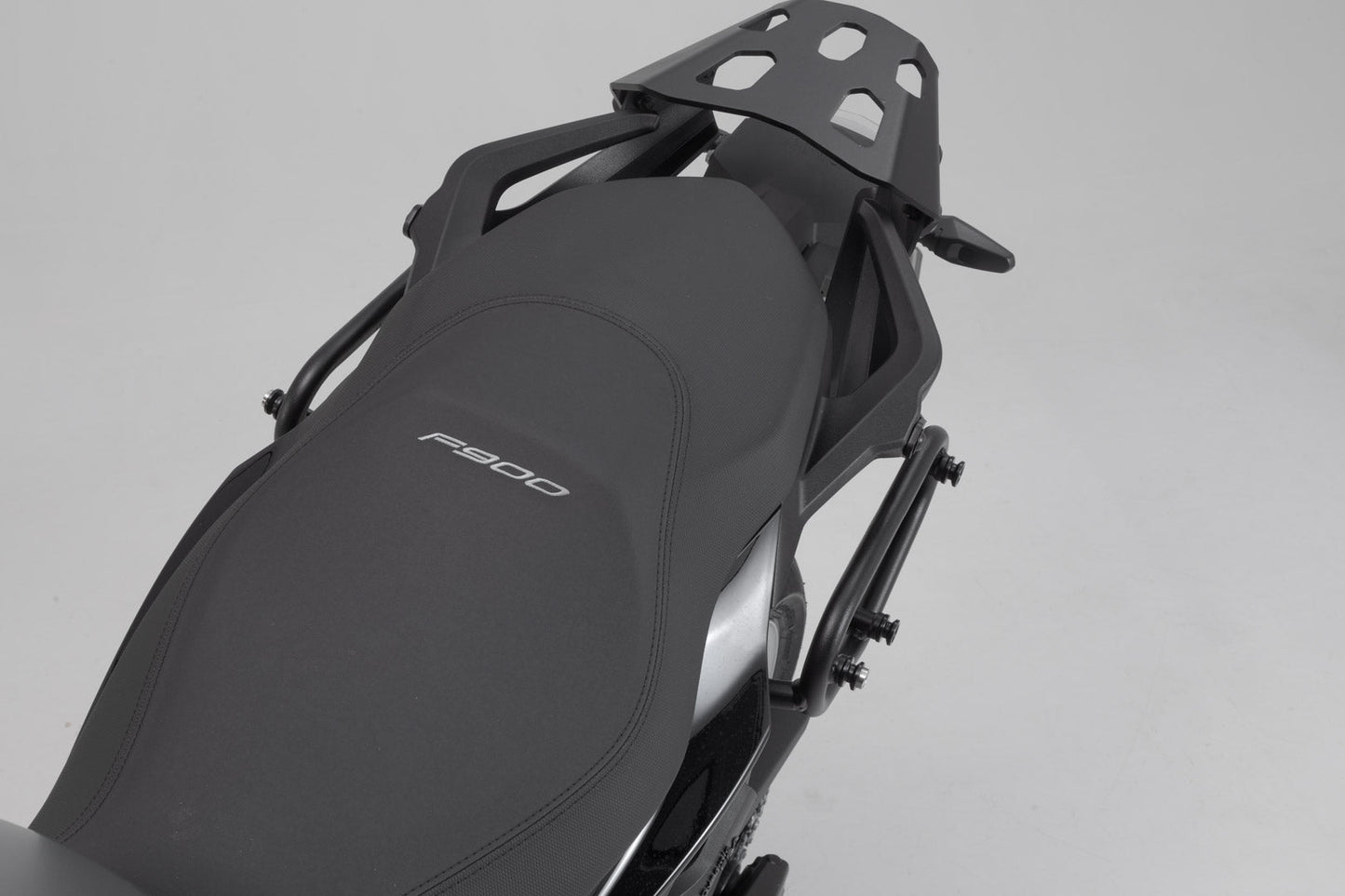 SW-MOTECH Soporte lateral izquierdo SLC BMW F 900 R / XR (19-).