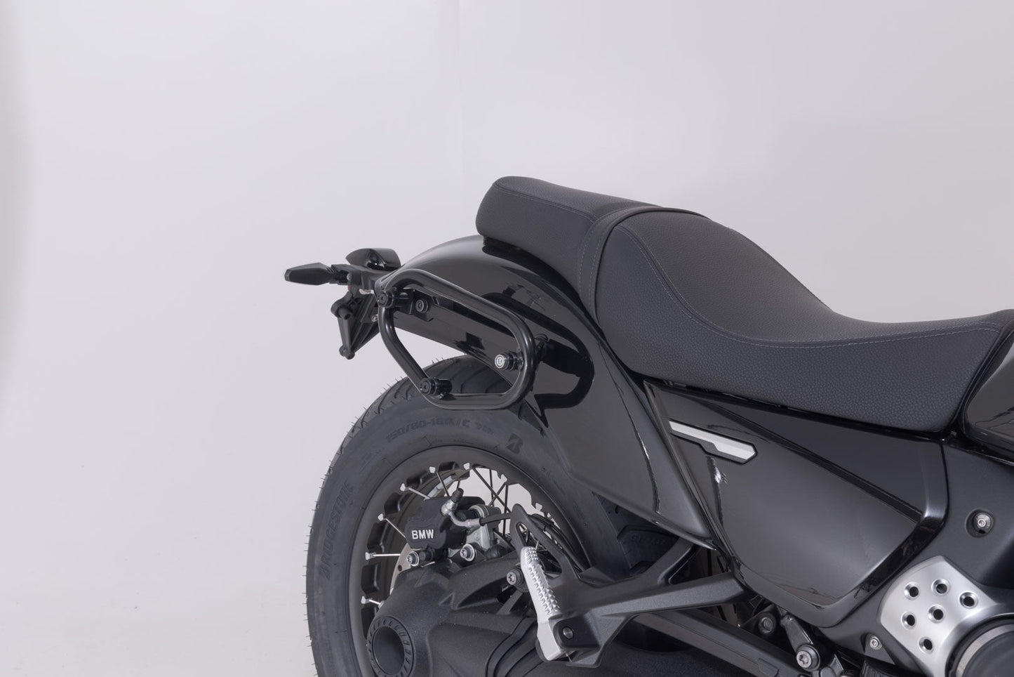 SW-MOTECH Soporte lateral derecho SLC BMW R12 (23-).