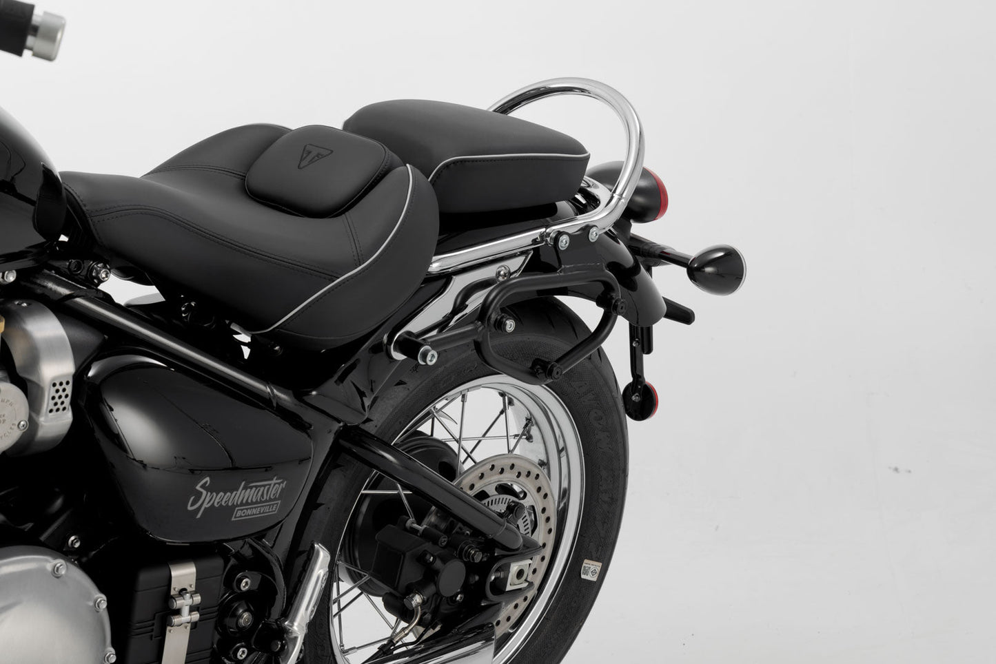 SW-MOTECH Soporte lateral izquierdo SLC Triumph Bonneville Speedmaster (18-).