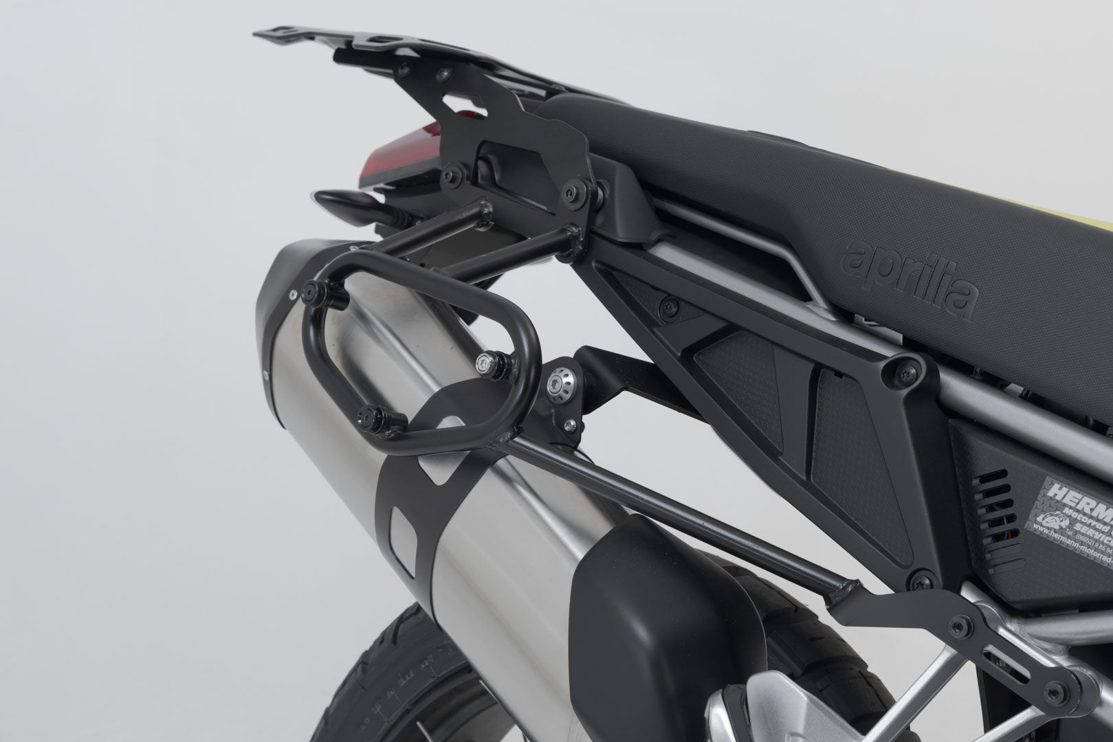 SW-MOTECH Soporte lateral derecho SLC Aprilia Tuareg 660 (21-) / Rally (24-).