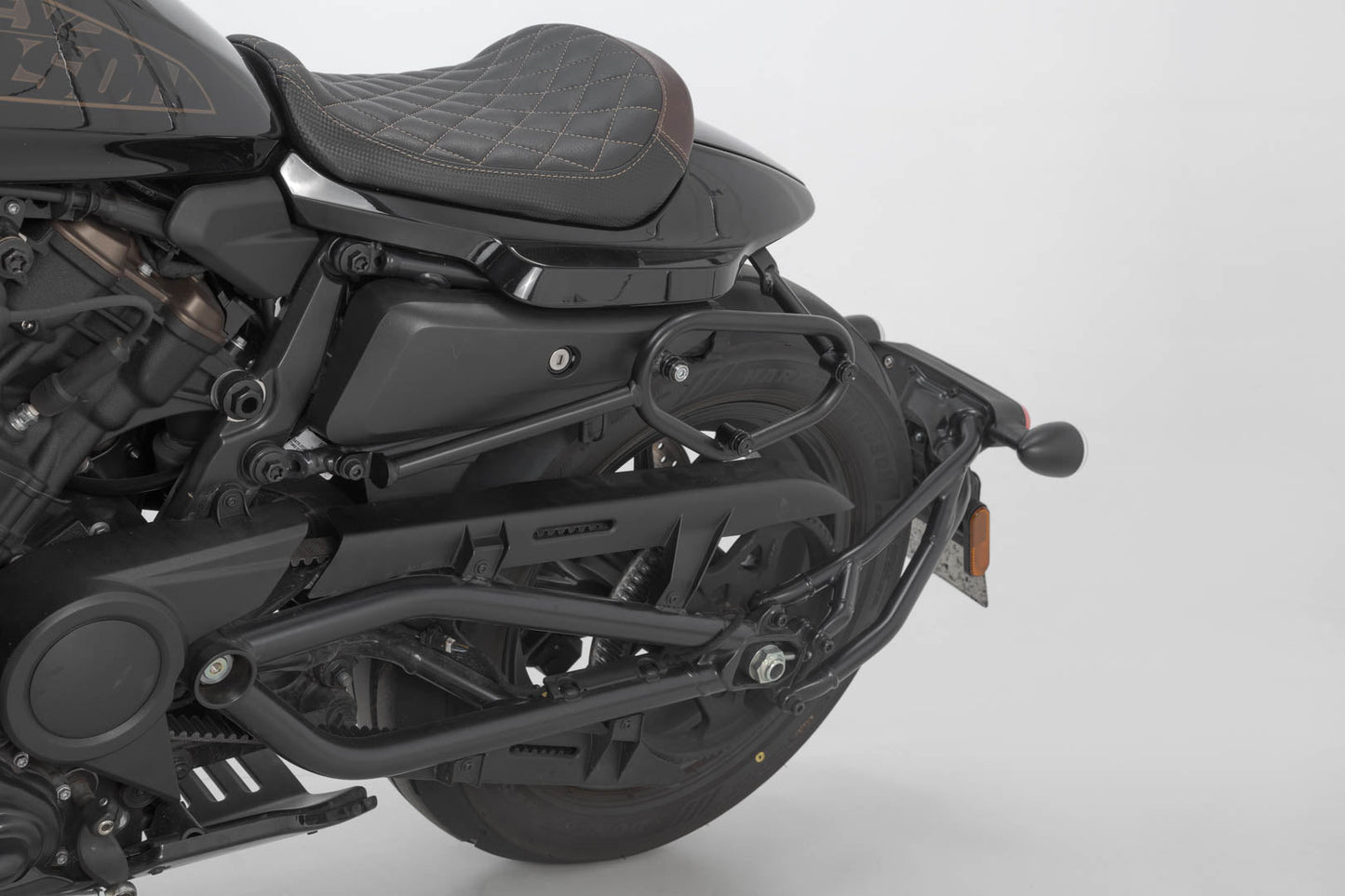 SW-MOTECH Soporte lateral izquierdo SLC Harley-Davidson Sportster S (21-).