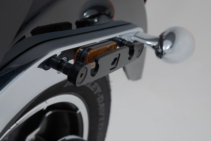 SW-MOTECH Soporte lateral SLH izquierdo LH2 Harley-David. Softail Low Rider/S (17-). Para LH2.