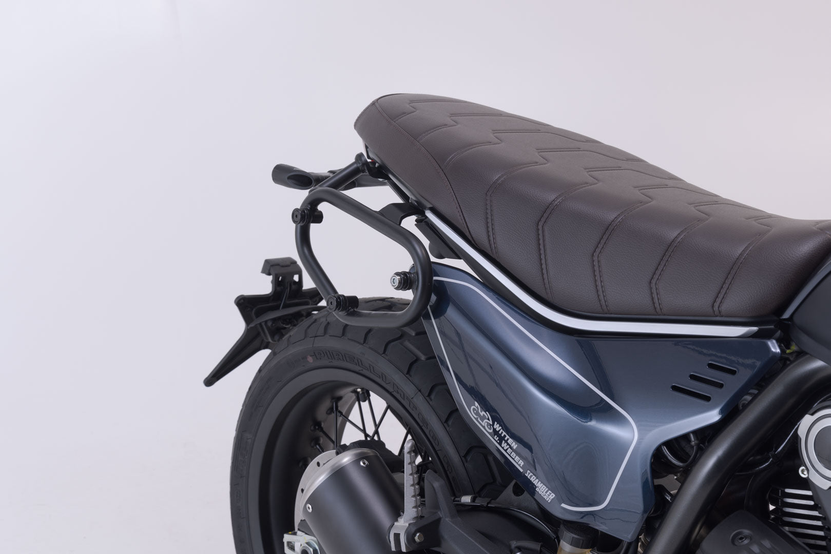 SW-MOTECH Soporte lateral derecho SLC Modelos Ducati Scrambler (23-).