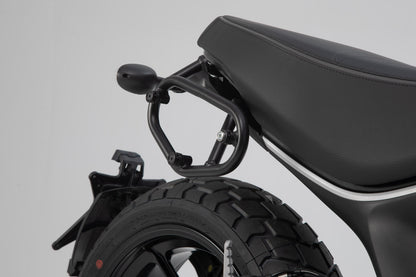 SW-MOTECH Soporte lateral derecho SLC Modelos Ducati Scrambler (18-).