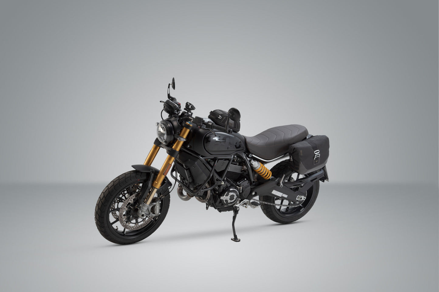 SW-MOTECH Soporte lateral izquierdo SLC Modelos Ducati Scrambler.