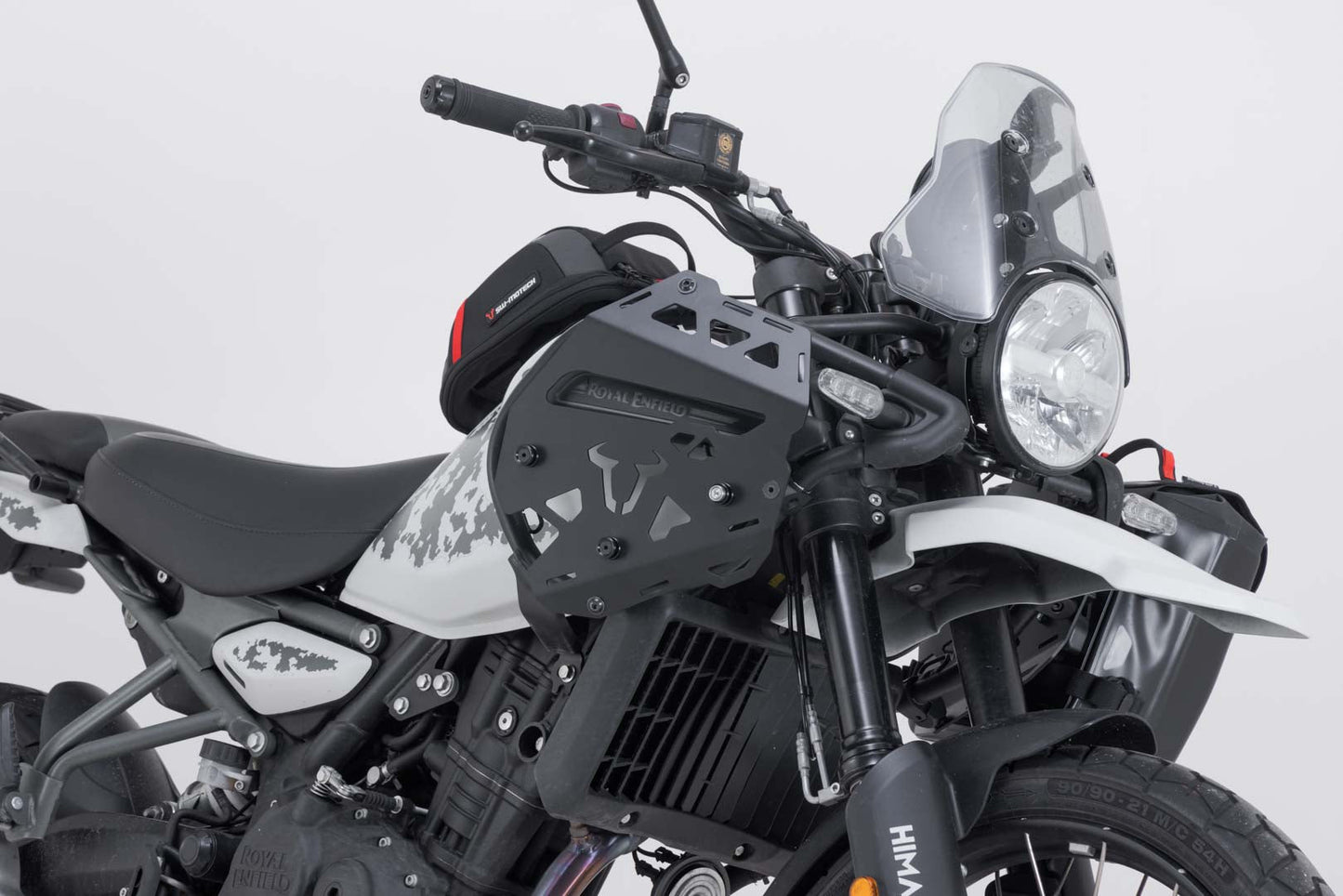 SW-MOTECH Soporte lateral derecho SLC para barras prot. orig Royal Enfield Himalayan 450 (23-).