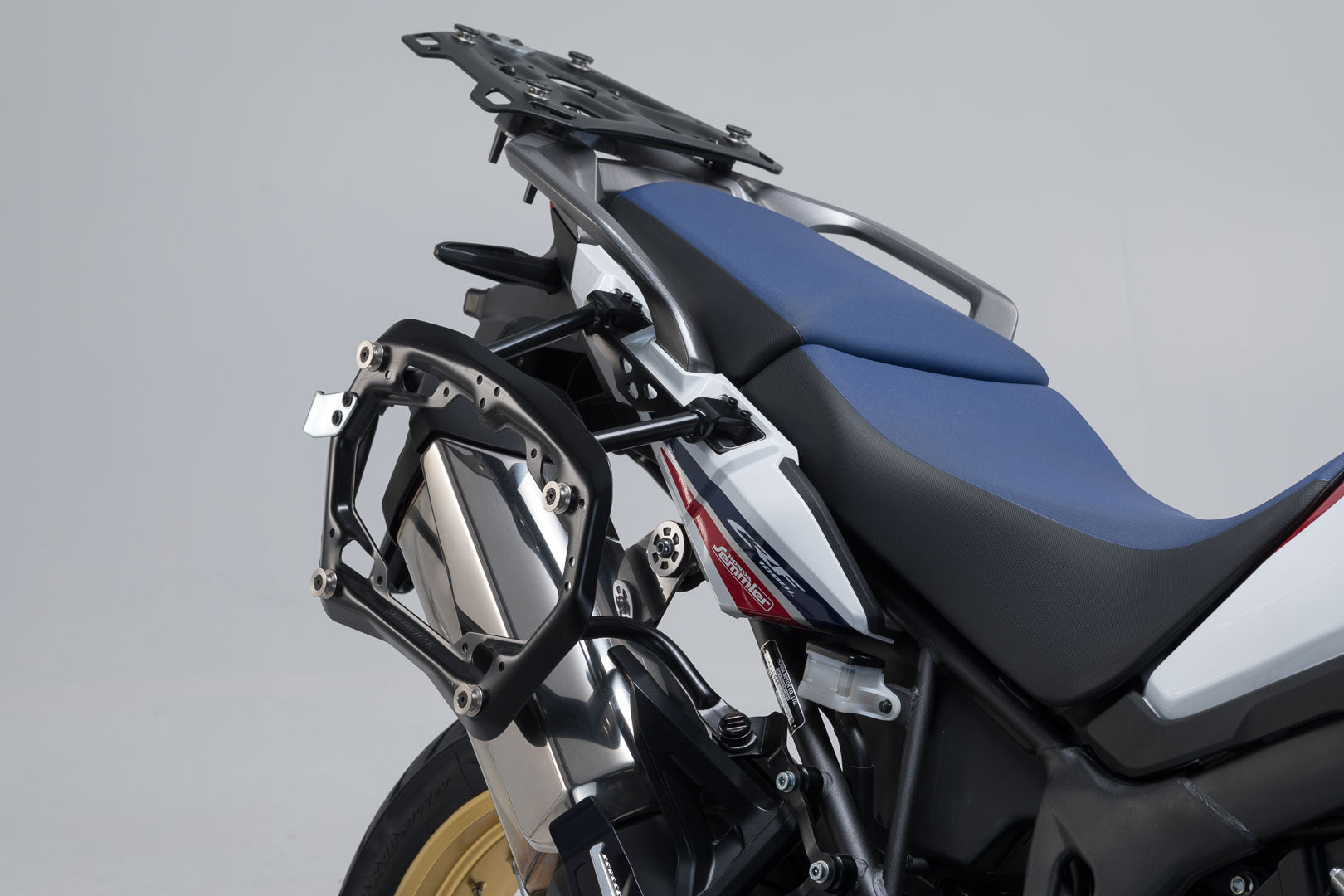 SW-MOTECH Soporte lateral PRO Negro. Honda CRF1000L Africa Twin (15-17).