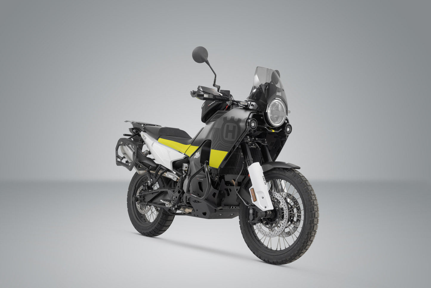 SW-MOTECH Soporte lateral PRO Negro. Husqvarna Norden 901 (21-).
