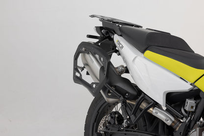 SW-MOTECH Soporte lateral PRO Negro. Husqvarna Norden 901 (21-).