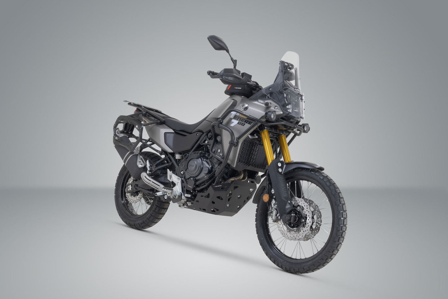 SW-MOTECH Soporte lateral PRO Negro. Modelos Yamaha Ténéré 700 (19-).