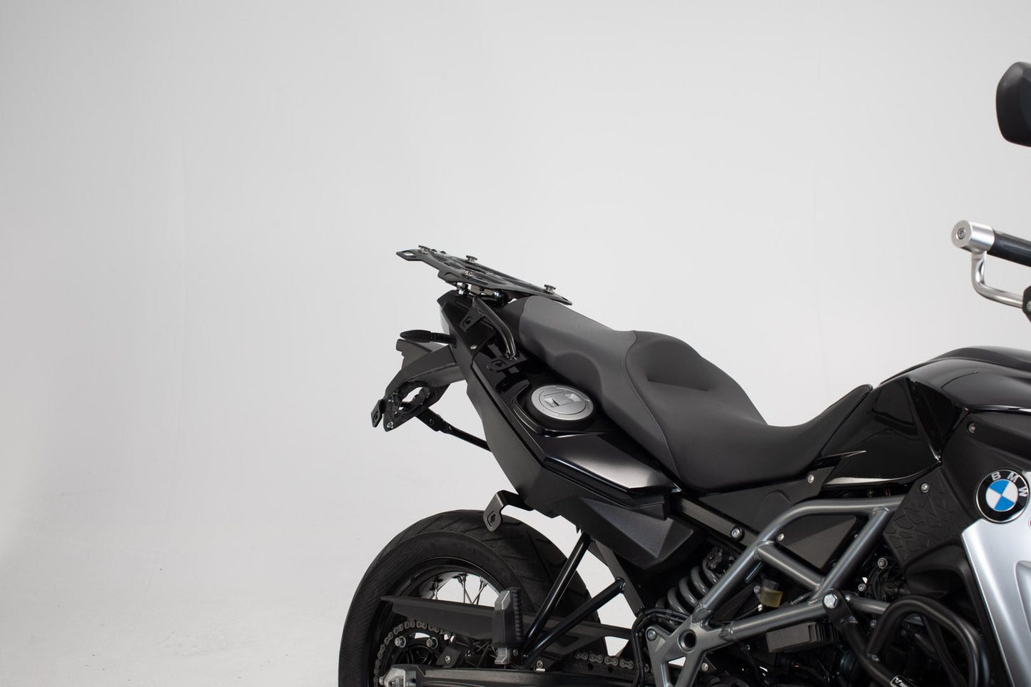 SW-MOTECH Soporte lateral PRO Negro. BMW F 800 / 700 / 650 GS (07-18).
