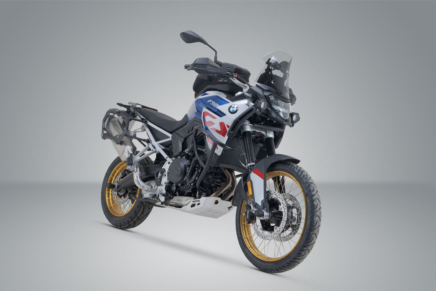 SW-MOTECH Soporte lateral PRO Negro. BMW F 900 GS (23-).