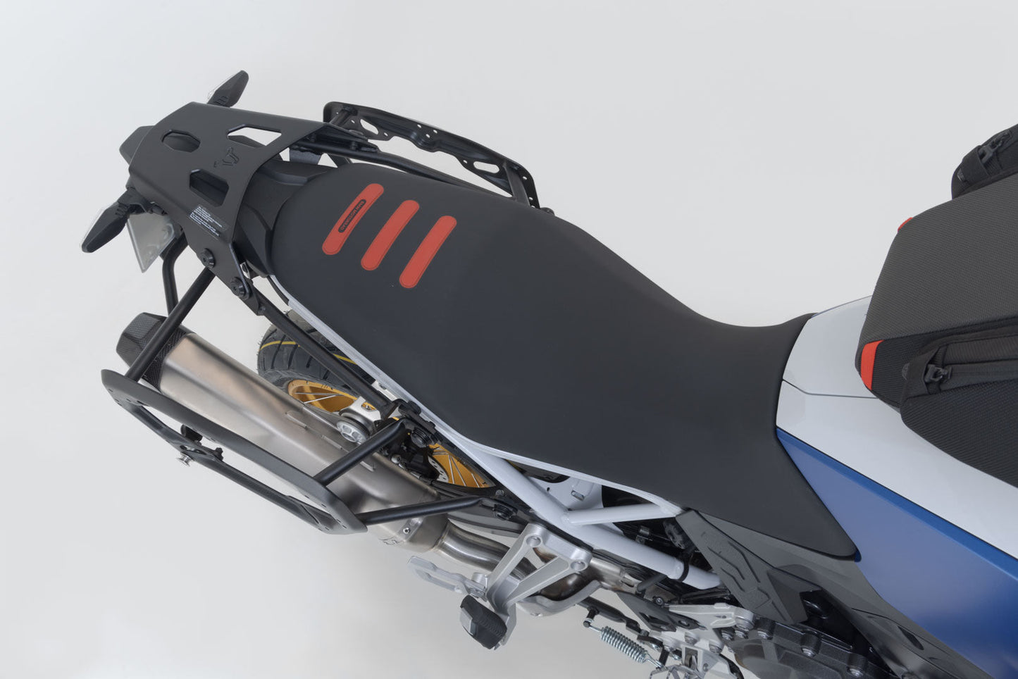 SW-MOTECH Soporte lateral PRO Negro. BMW F 900 GS (23-).