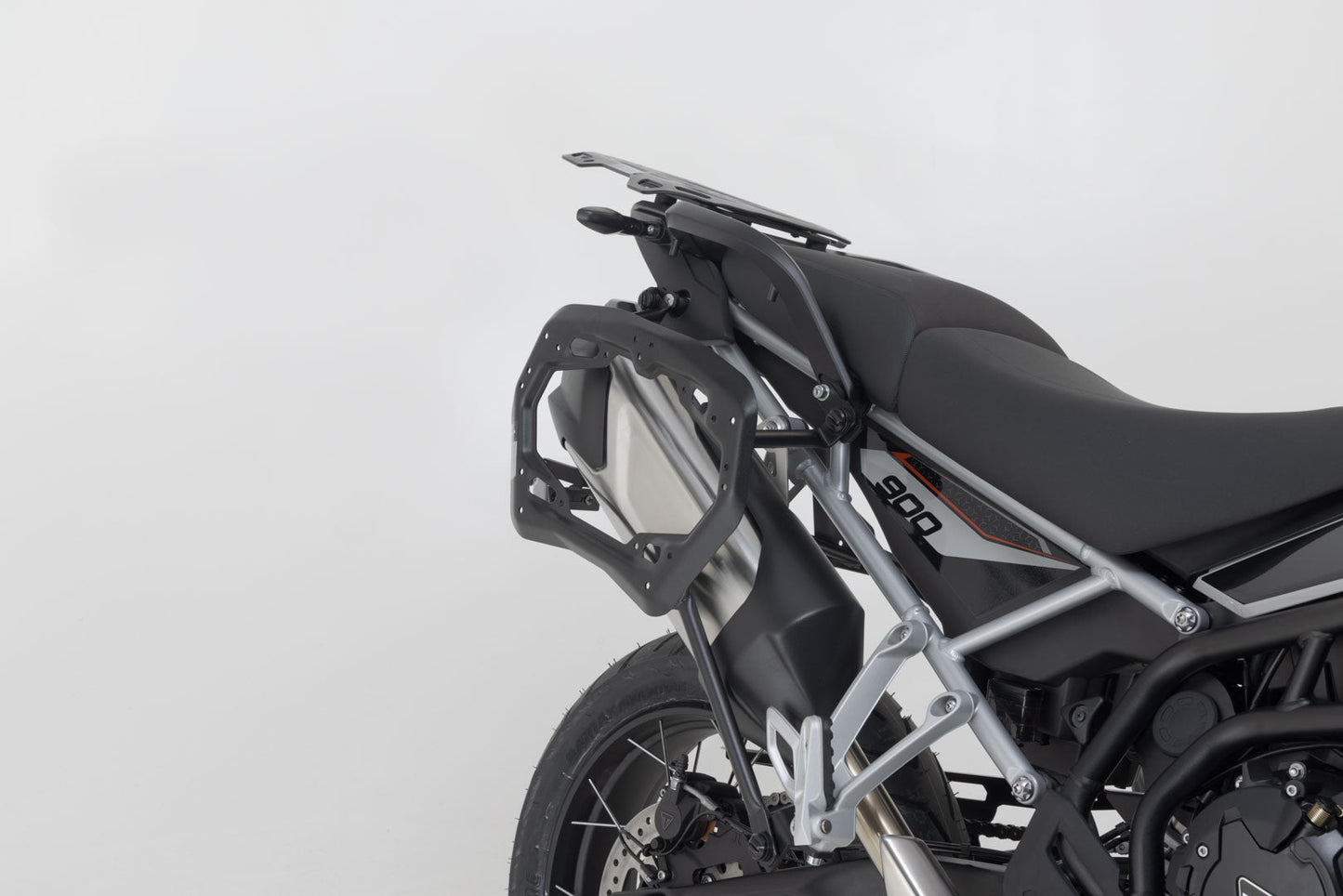 SW-MOTECH Soporte lateral PRO Negro. Triumph Tiger 900 GT/GT Pro/Rally Pro.
