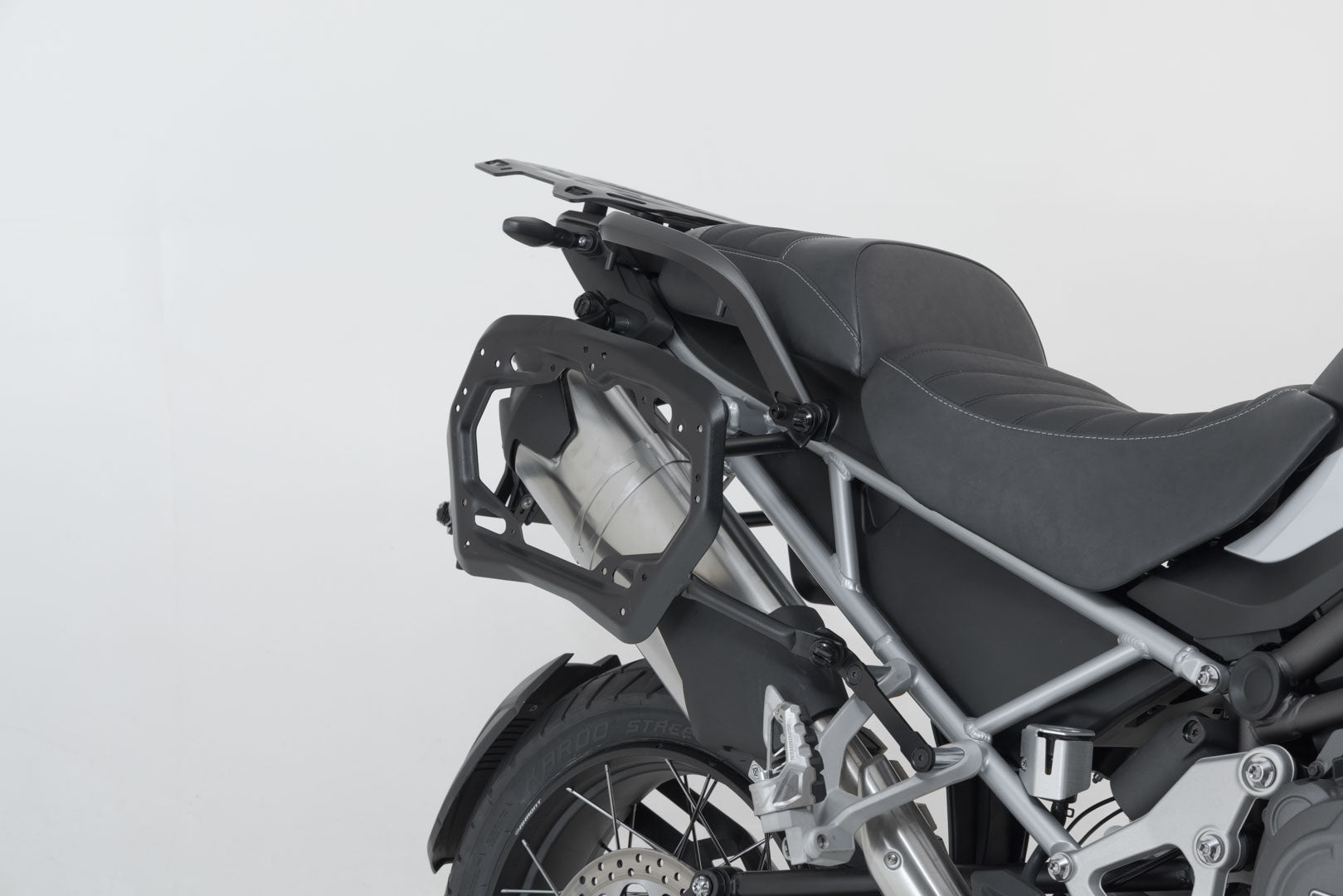 SW-MOTECH Soporte lateral PRO Negro. Tiger 1200 Rally Pro/GT/GT Pro (22-).