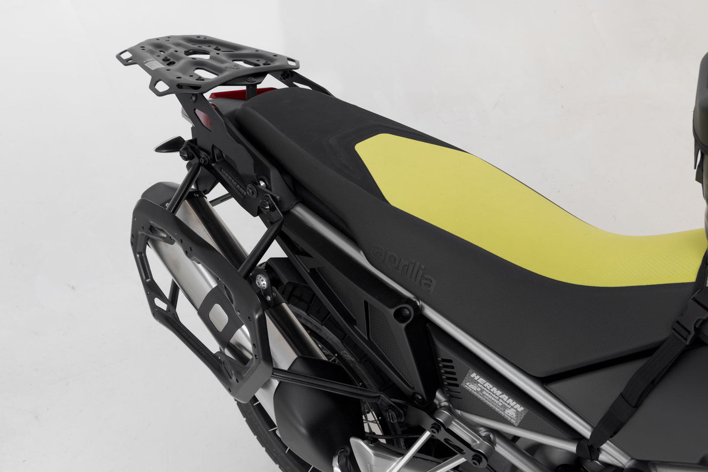 SW-MOTECH Soporte lateral PRO Negro. Aprilia Tuareg 660 (21-) / Rally (24-).