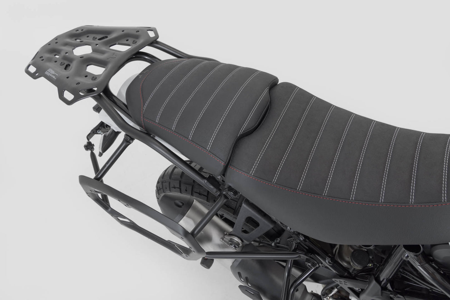 SW-MOTECH Soporte lateral PRO Negro. Ducati DesertX (22-) / Rally (23-).