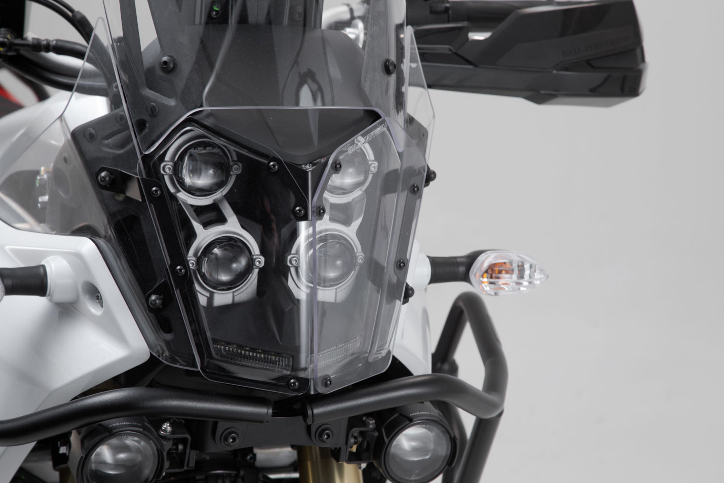 SW-MOTECH Protector de luces delanteras Soporte con panel de PVC. Yamaha Ténéré 700 (19-).