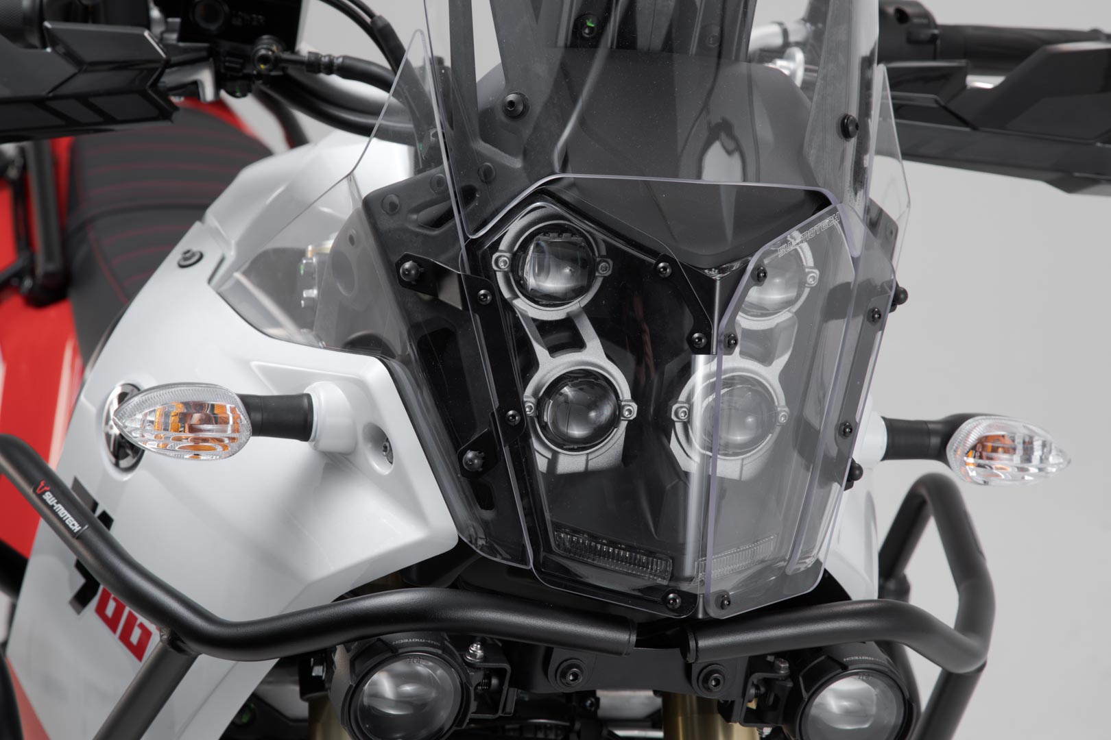 SW-MOTECH Protector de luces delanteras Soporte con panel de PVC. Yamaha Ténéré 700 (19-).