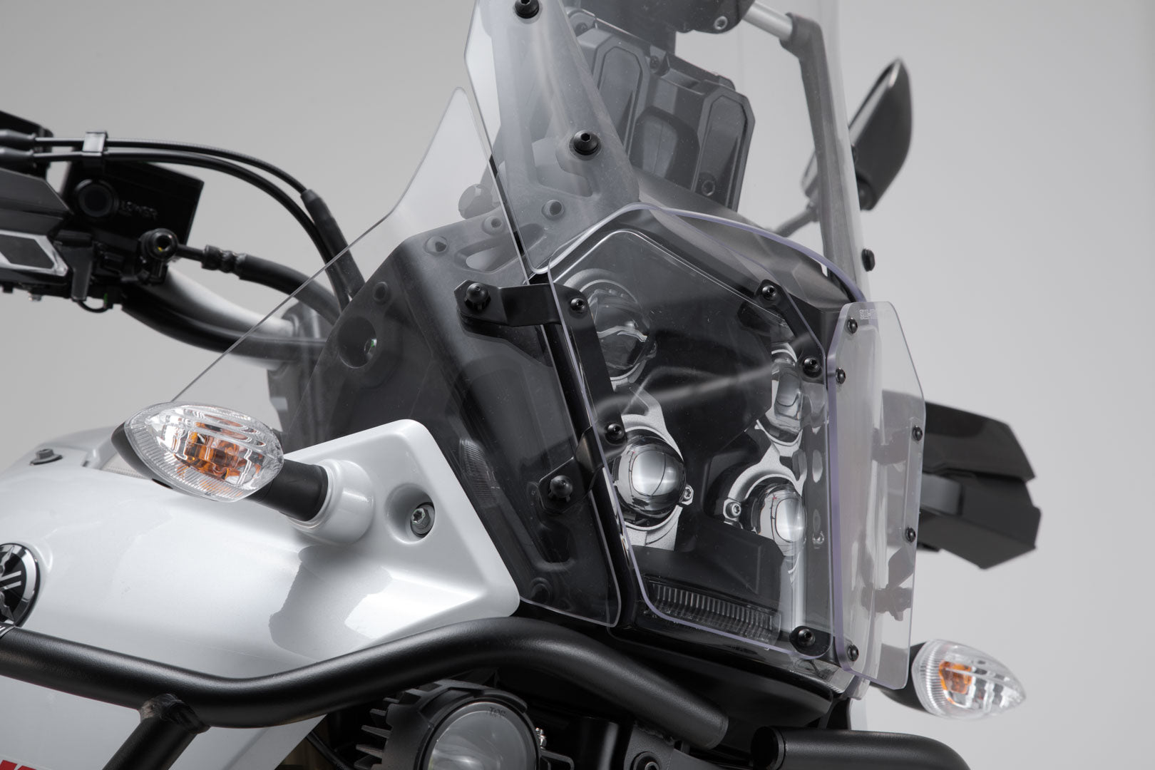 SW-MOTECH Protector de luces delanteras Soporte con panel de PVC. Yamaha Ténéré 700 (19-).