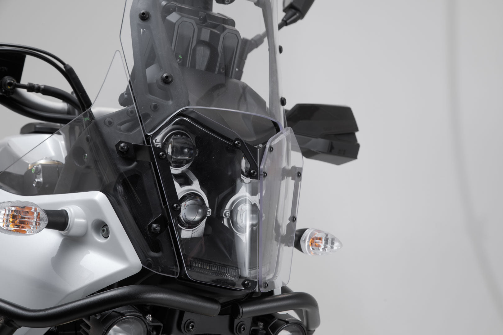 SW-MOTECH Protector de luces delanteras Soporte con panel de PVC. Yamaha Ténéré 700 (19-).