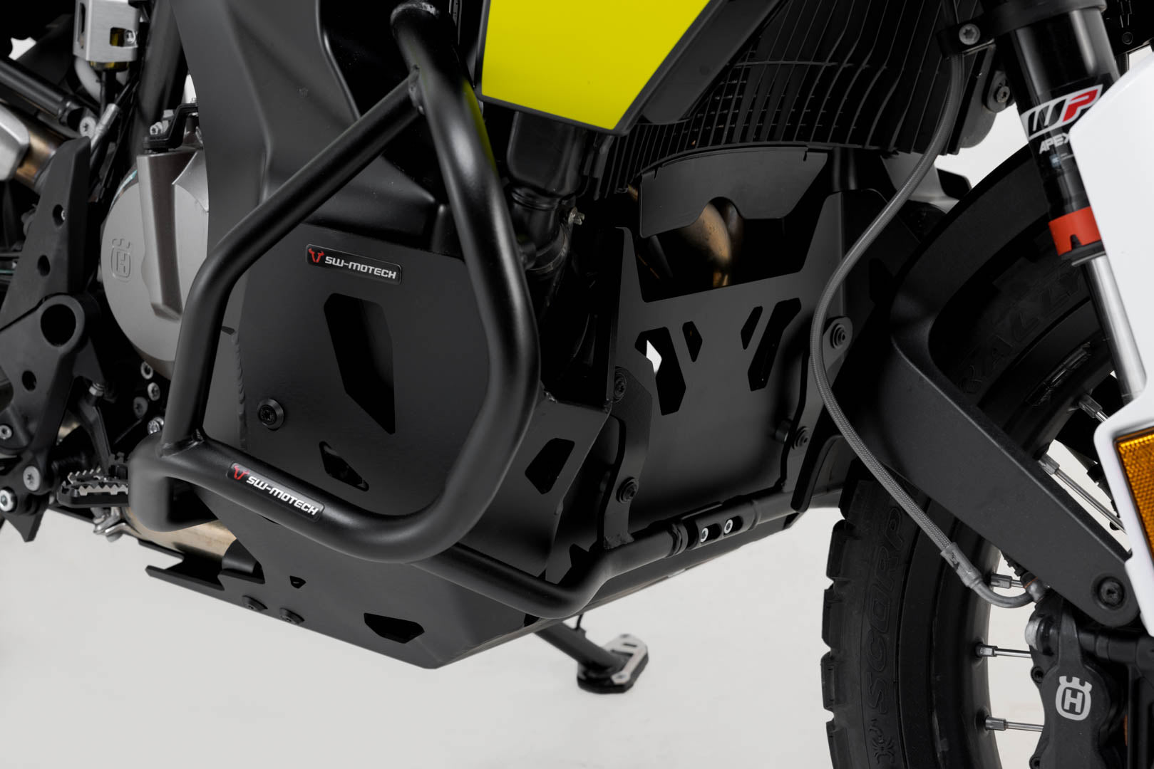 SW-MOTECH Protección del motor Negro. Husqvarna Norden 901/Norden 901 Expedit.
