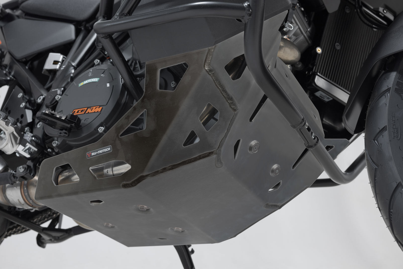 SW-MOTECH Protección del motor Negro. KTM 1290 Super Adventure (21-).