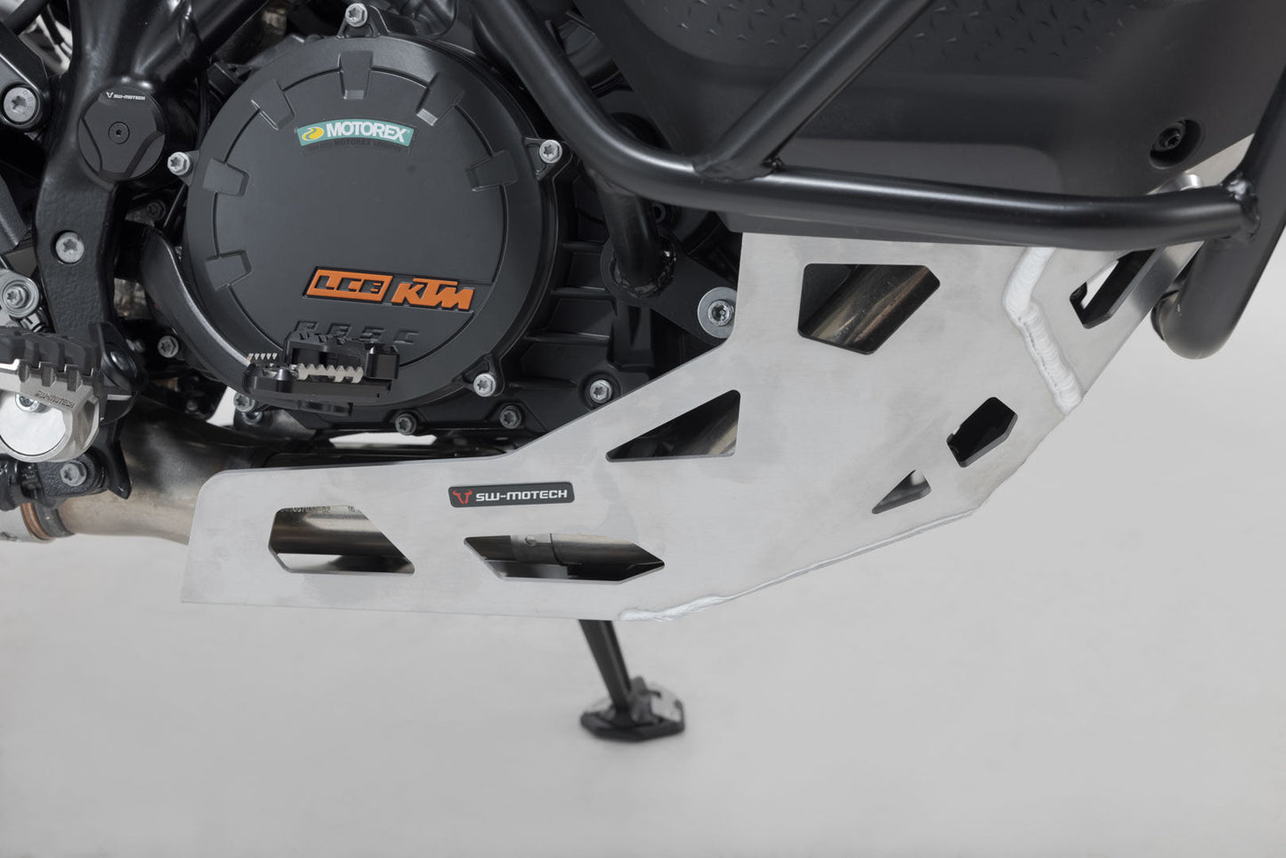 SW-MOTECH Protección del motor Plateado. KTM 1290 Super Adventure (21-).