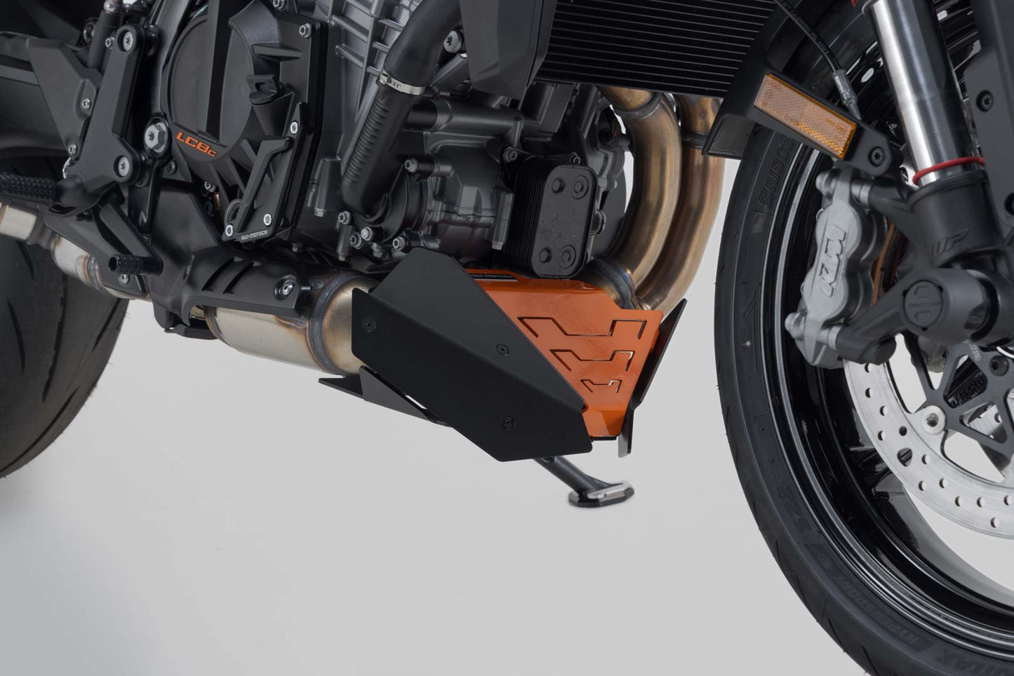 SW-MOTECH Quilla Naranja/Negro. KTM 990 Duke (23-).