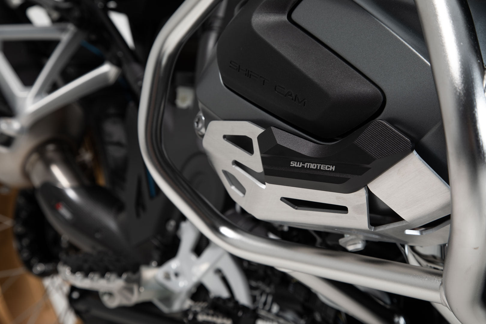 SW-MOTECH Protección de cilindro Negro/Plata. BMW R 1250 GS R 1250 R.