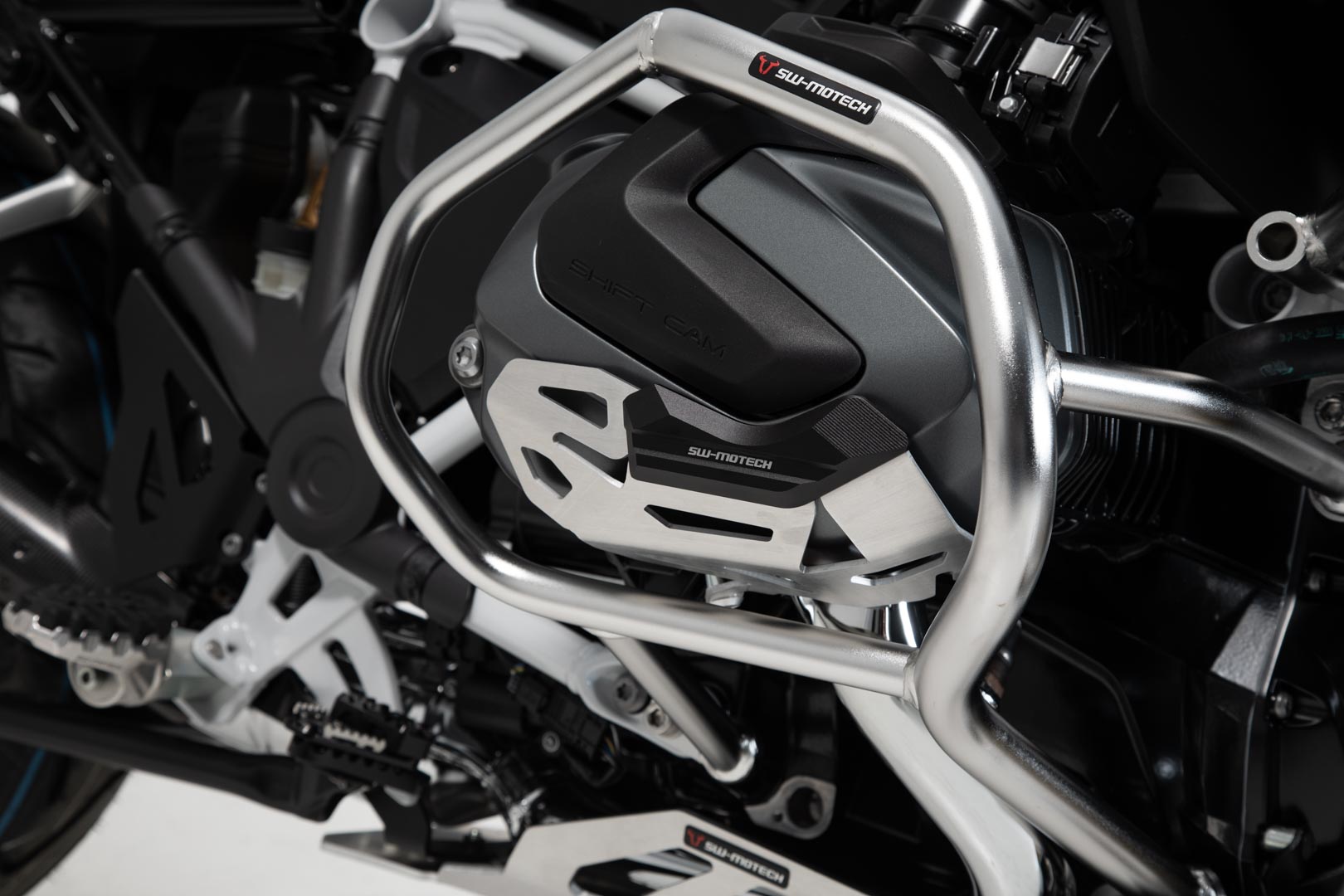SW-MOTECH Protección de cilindro Negro/Plata. BMW R 1250 GS R 1250 R.